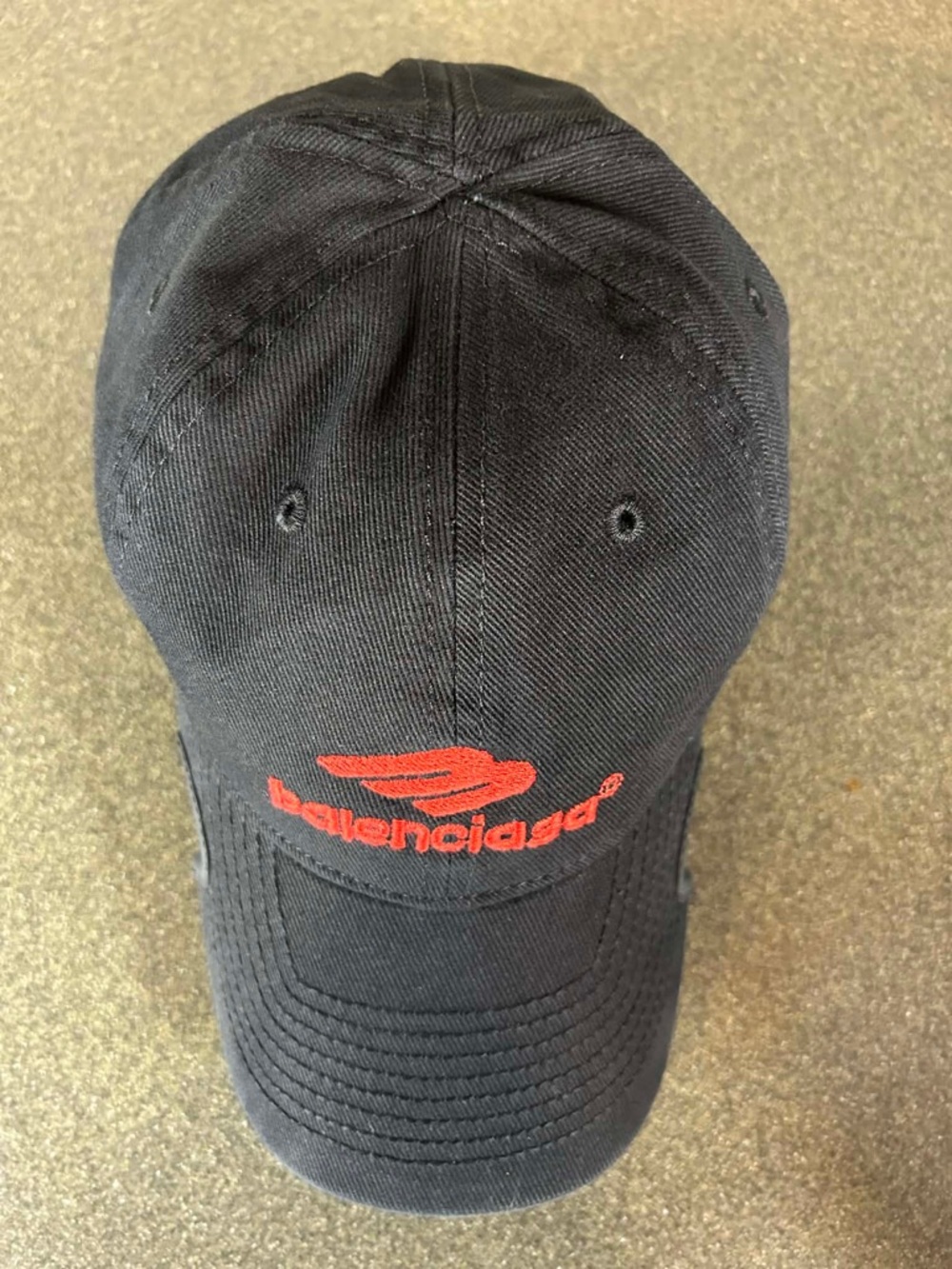 Balenciaga Black Baseball Cap with Red Logo - Picture 5 of 7